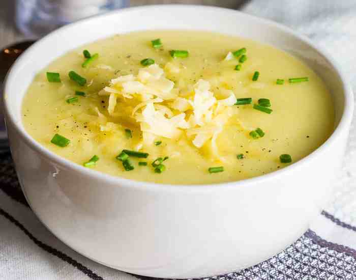 Simple potato leek soup recipe