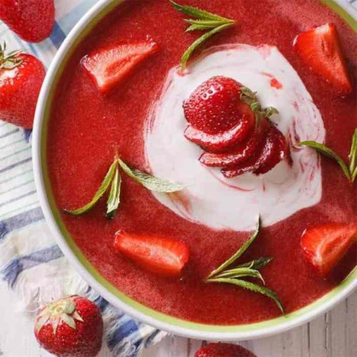 Strawberry soup recipes