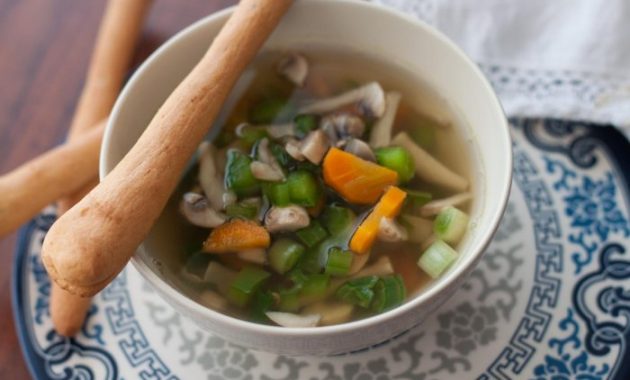 Vegetable clear soup recipe